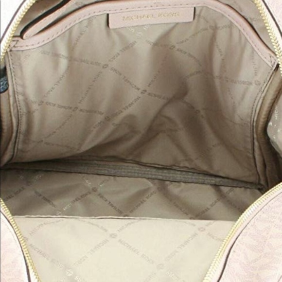 Gaby’sBags-Michael Kors Backpack&Wallet SET - Picture 4 of 4